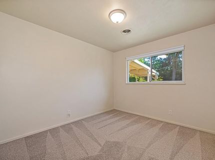 1840 La Jolla Dr, Stockton, CA 95204 Photo