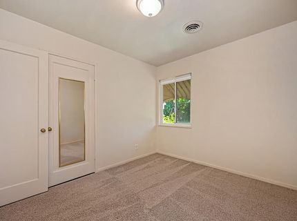 1840 La Jolla Dr, Stockton, CA 95204 Photo