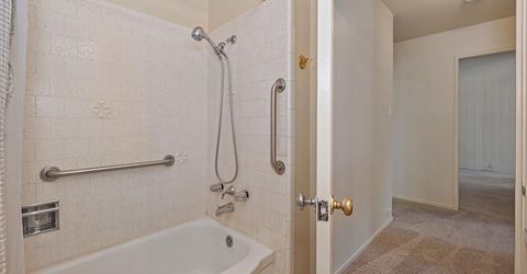 1840 La Jolla Dr, Stockton, CA 95204 Photo