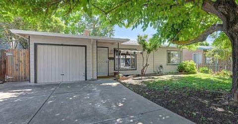 1840 La Jolla Dr, Stockton, CA 95204 Photo