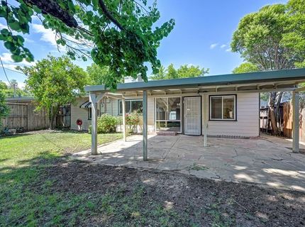 1840 La Jolla Dr, Stockton, CA 95204 Photo