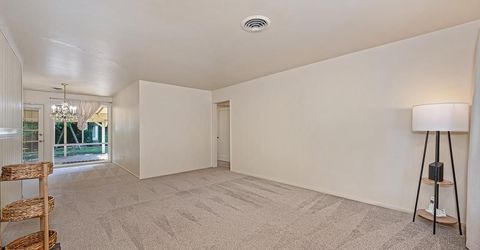1840 La Jolla Dr, Stockton, CA 95204 Photo