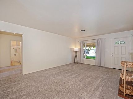 1840 La Jolla Dr, Stockton, CA 95204 Photo