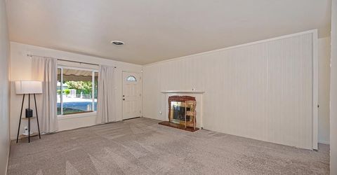 1840 La Jolla Dr, Stockton, CA 95204 Photo