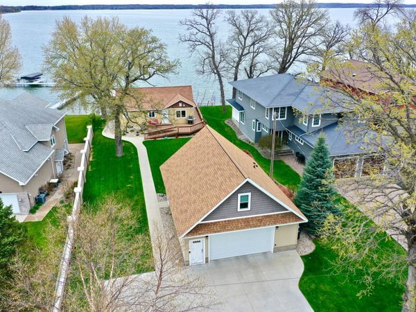 223 Lake Avenue S, Spicer, MN 56288