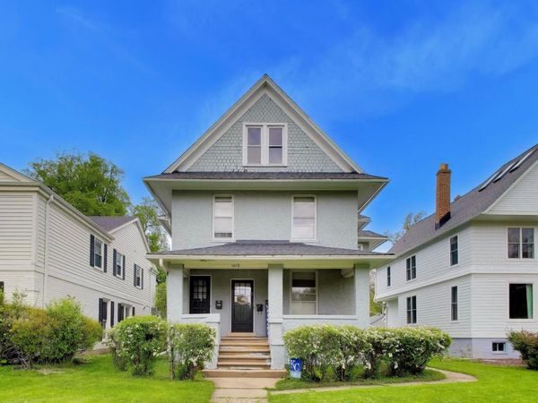 1458 Lake Avenue , Wilmette, IL 60091