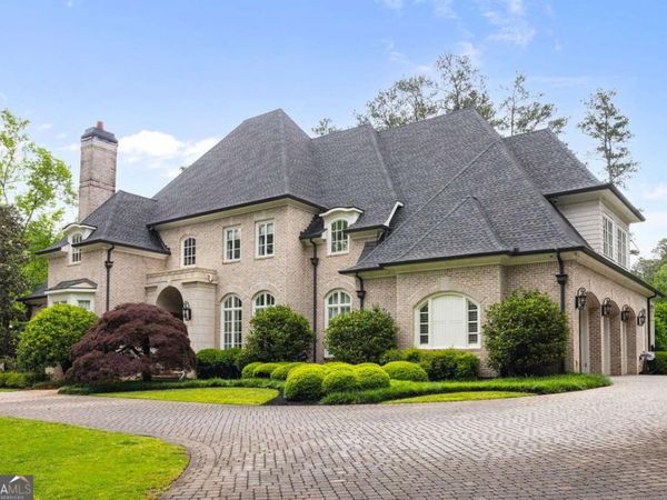 755 Heards Ferry Road, Atlanta, GA 30328