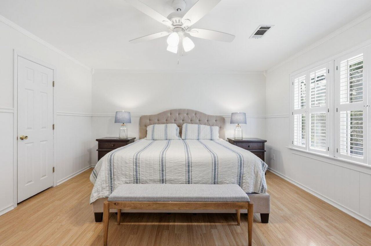 102 Garbon Drive Photo 27