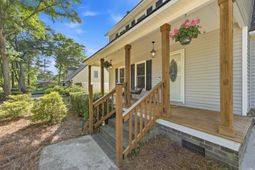 102 Garbon Drive photo 4