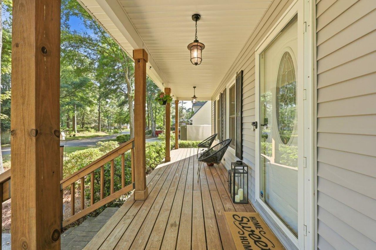 102 Garbon Drive Photo 6