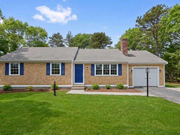 29 Timber Lane, East Dennis, MA 02641
