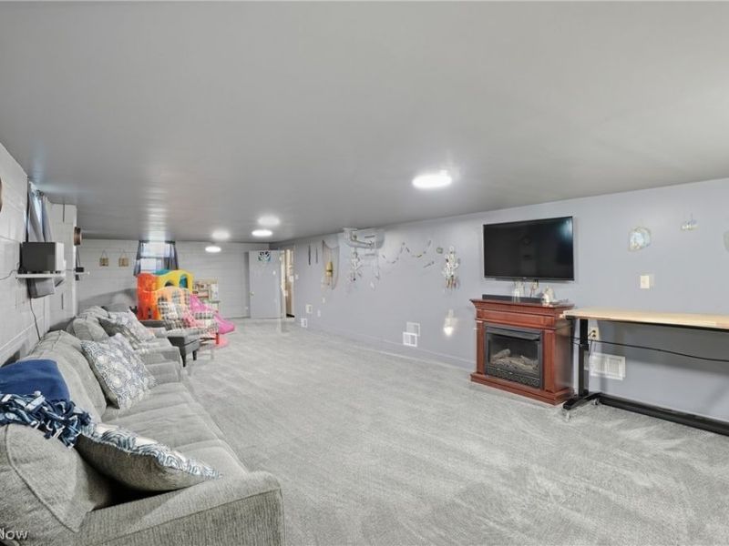 803 Westview Drive , Belpre, OH 45714 Photo 20