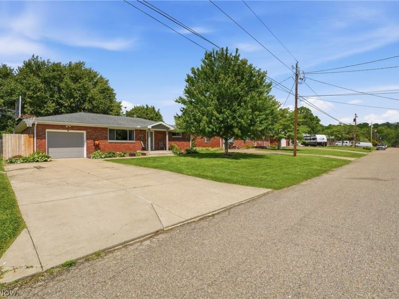803 Westview Drive , Belpre, OH 45714 Photo 28
