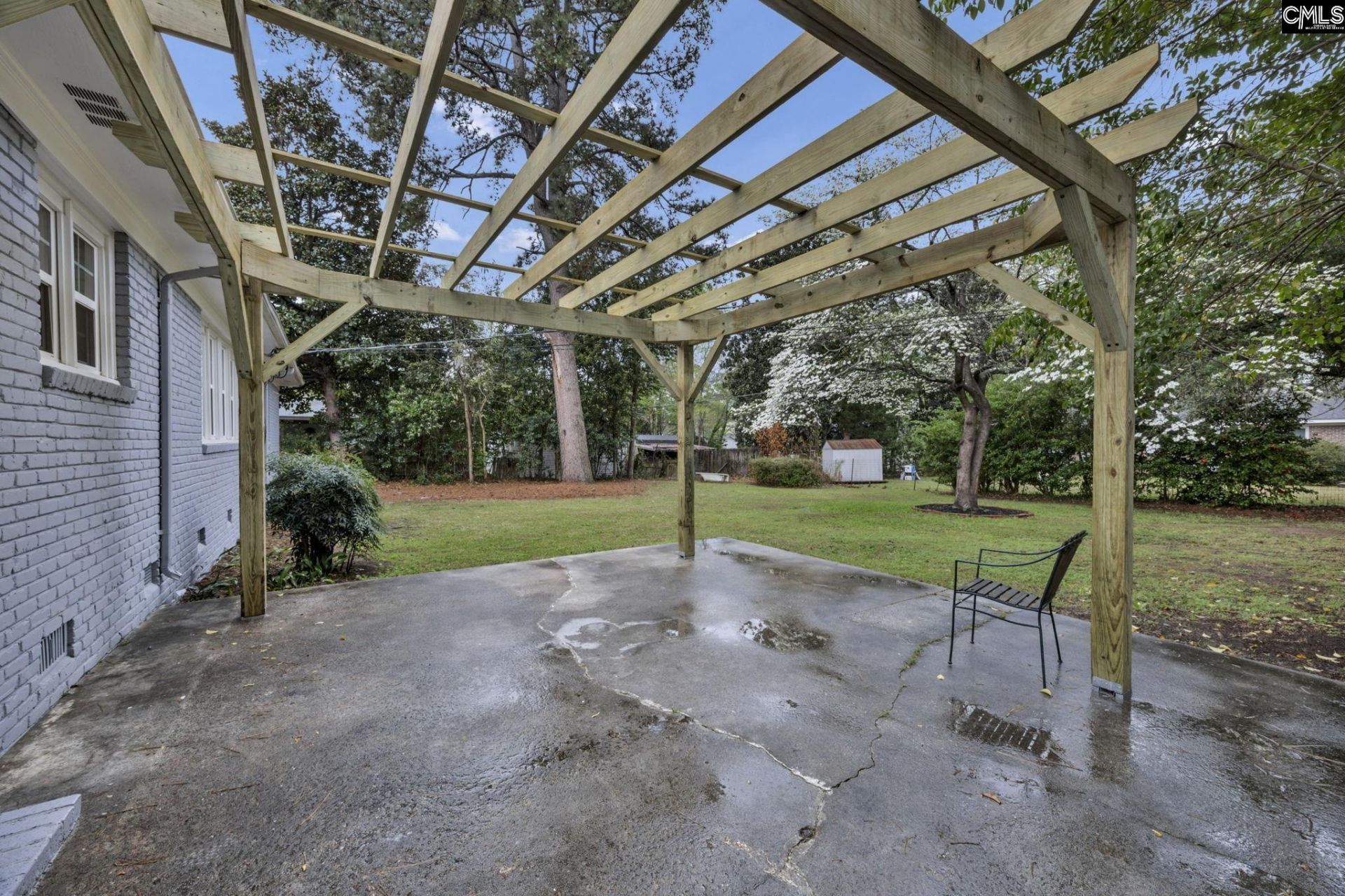 613 Veterans Road  Photo 12