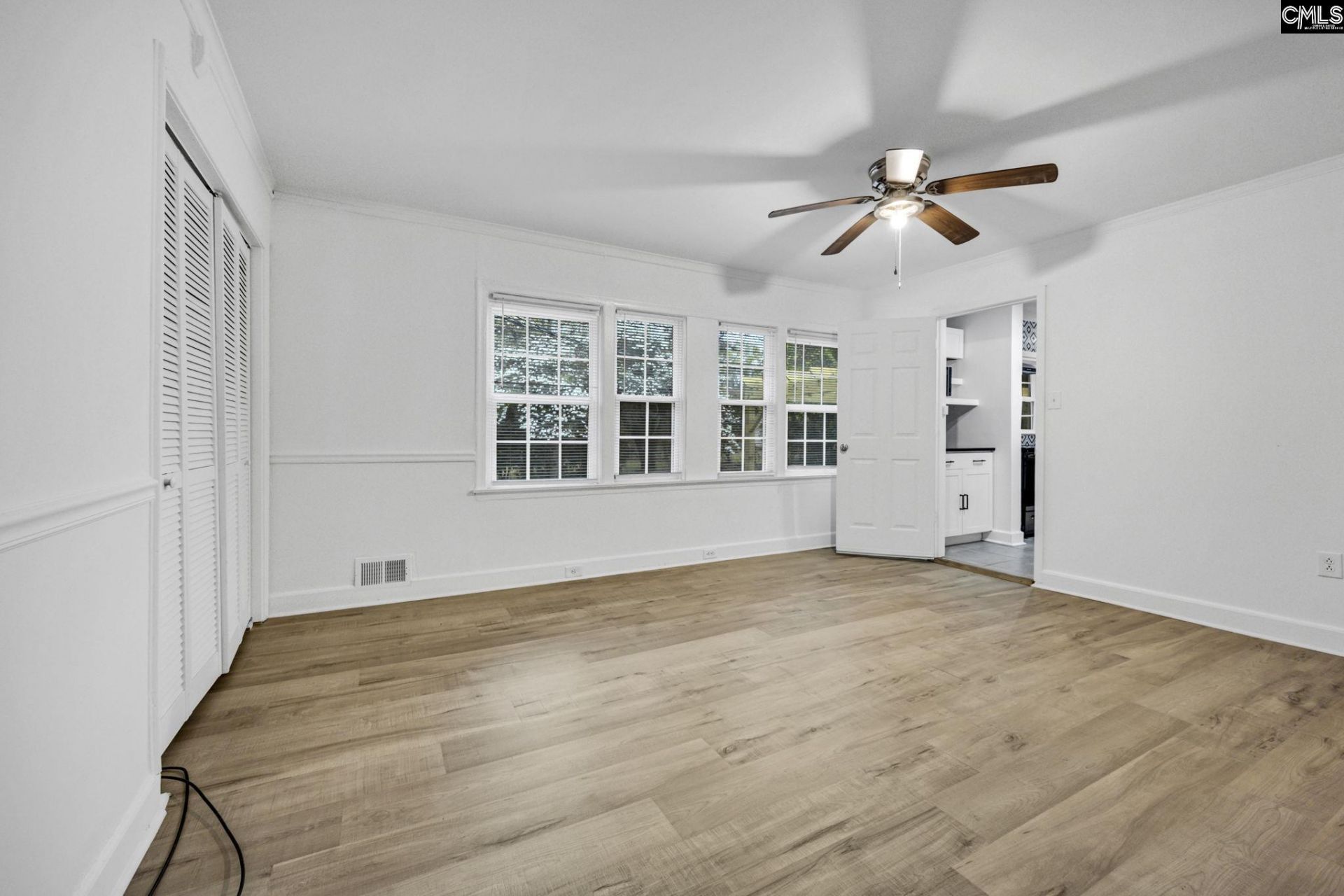 613 Veterans Road  Photo 16