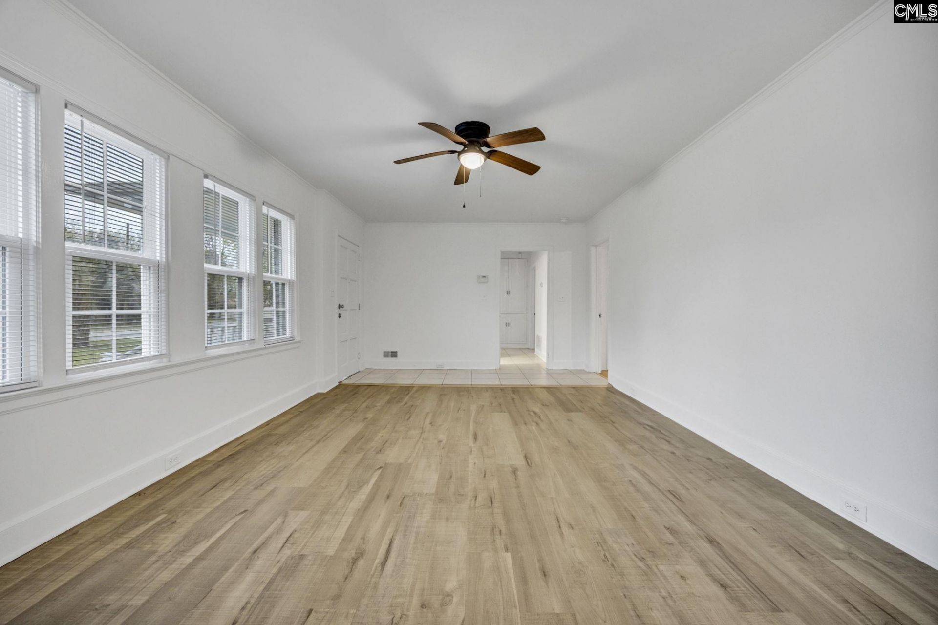 613 Veterans Road  Photo 4