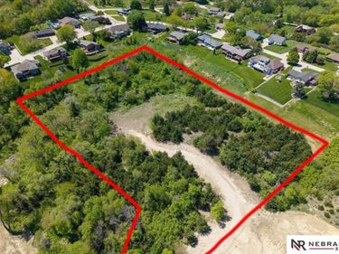 1111 N 28th Avenue , Blair, NE 68008