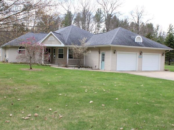1811 Twin Birch Road NE, Kalkaska, MI 00000