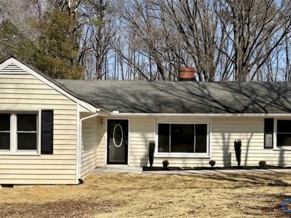 763 Oak Spring Lane , Manakin Sabot, VA 23103