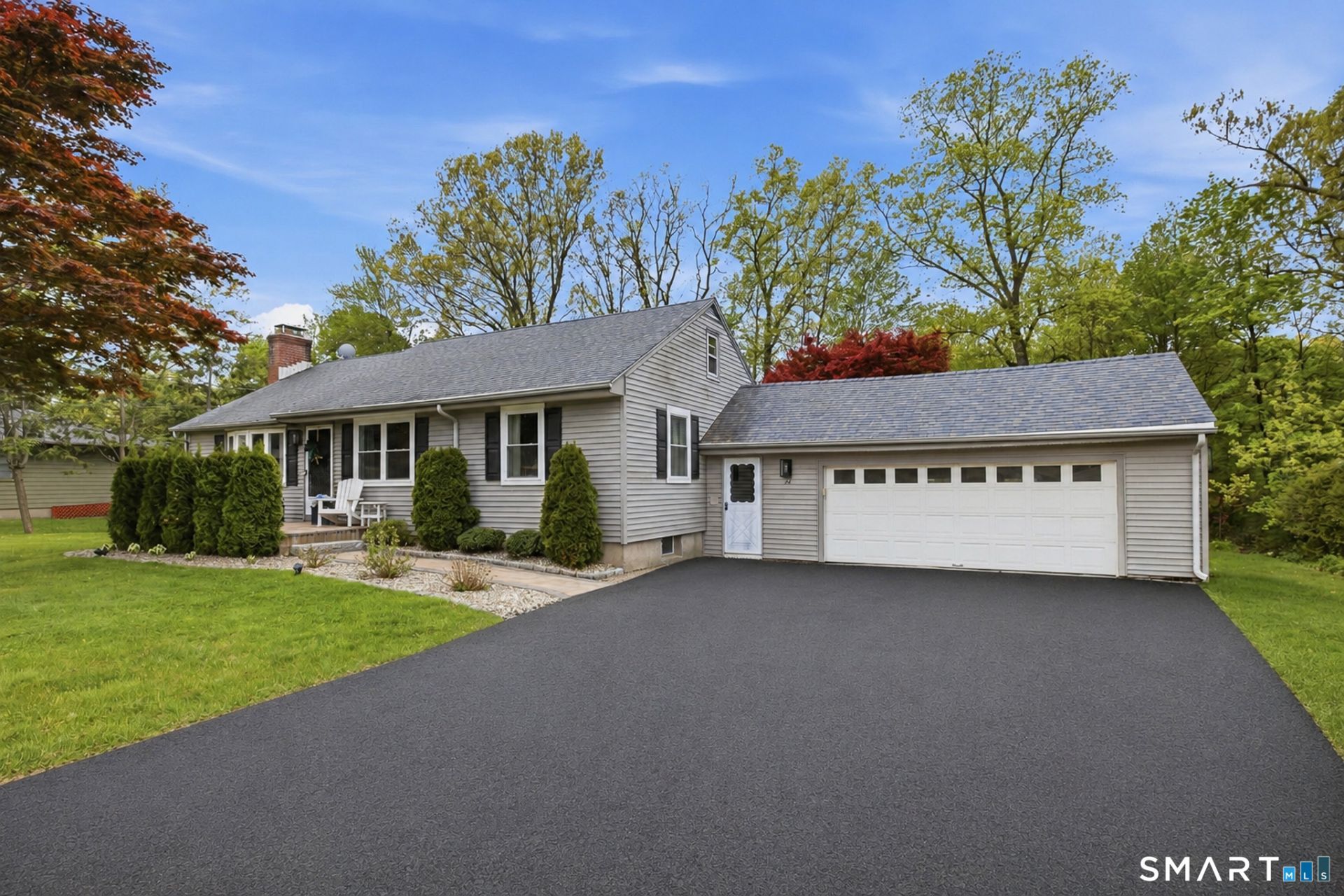 24 Berkshire, Farmington, CT 06032 Main Photo