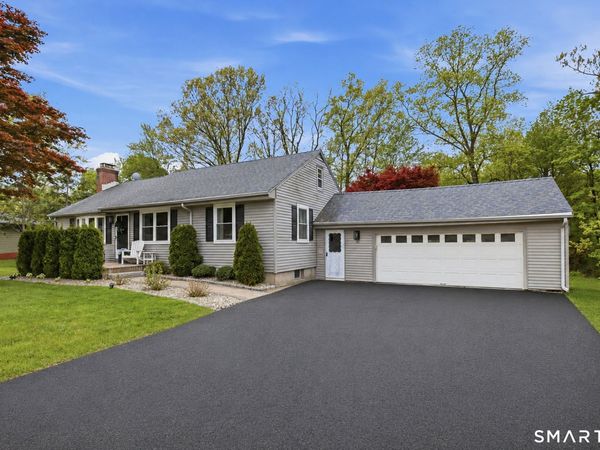 24 Berkshire, Farmington, CT 06032