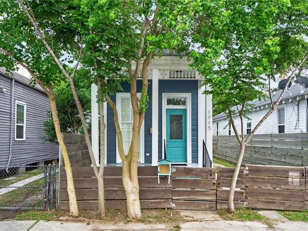 1915 PORT Street , New Orleans, LA 70117