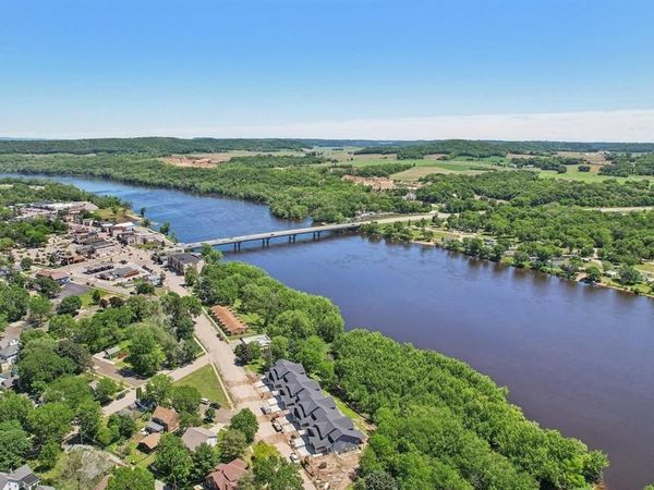1002 Water Street, Sauk City, WI 53583