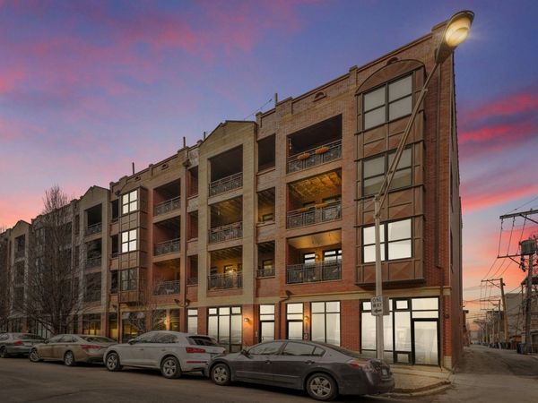 2114 W Rice Street , Unit 3, Chicago, IL 60622