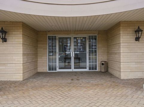 Main Photo