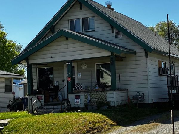 918 E Olympic Ave, Spokane, WA 99207