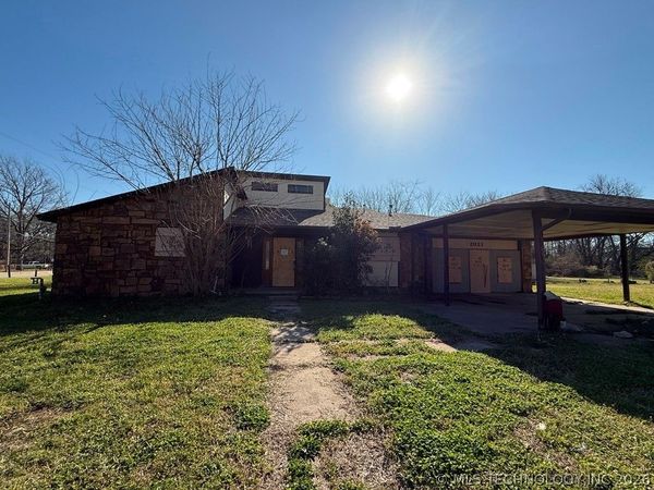2021 N Frankfort Place , Tulsa, OK 74106