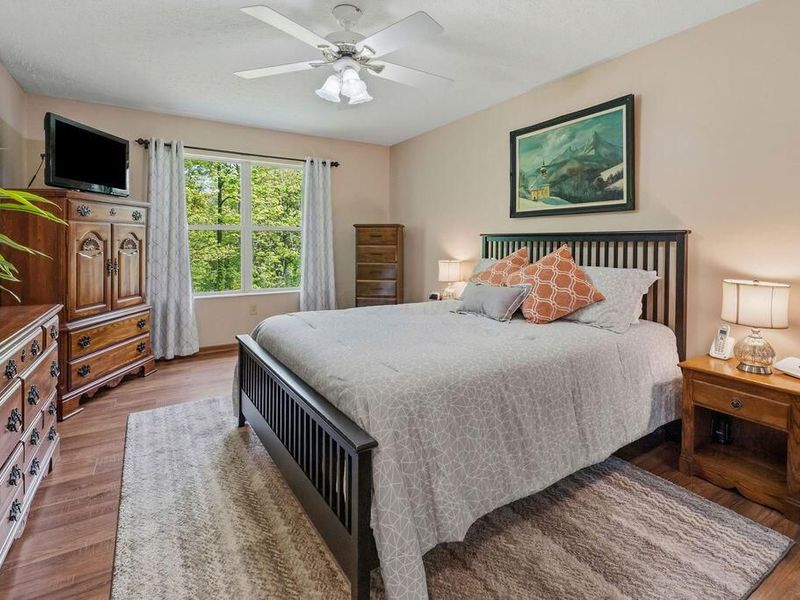 7686 Pinehill Road, Lewis Center, OH 43035 Photo 30