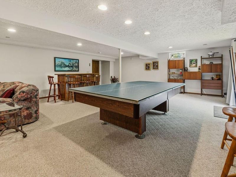 7686 Pinehill Road, Lewis Center, OH 43035 Photo 48