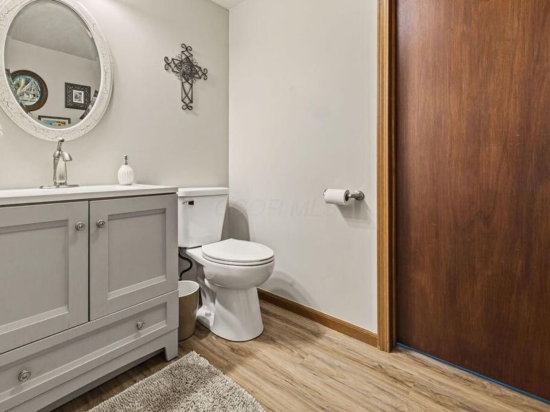7686 Pinehill Road, Lewis Center, OH 43035 Photo 51