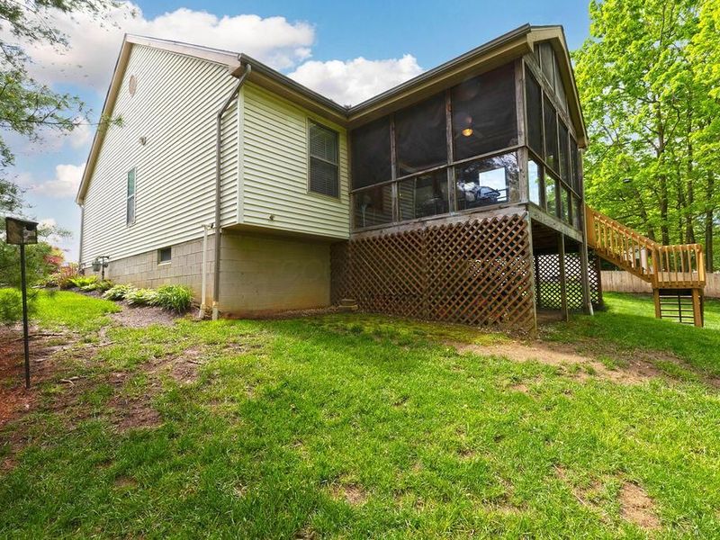 7686 Pinehill Road, Lewis Center, OH 43035 Photo 54