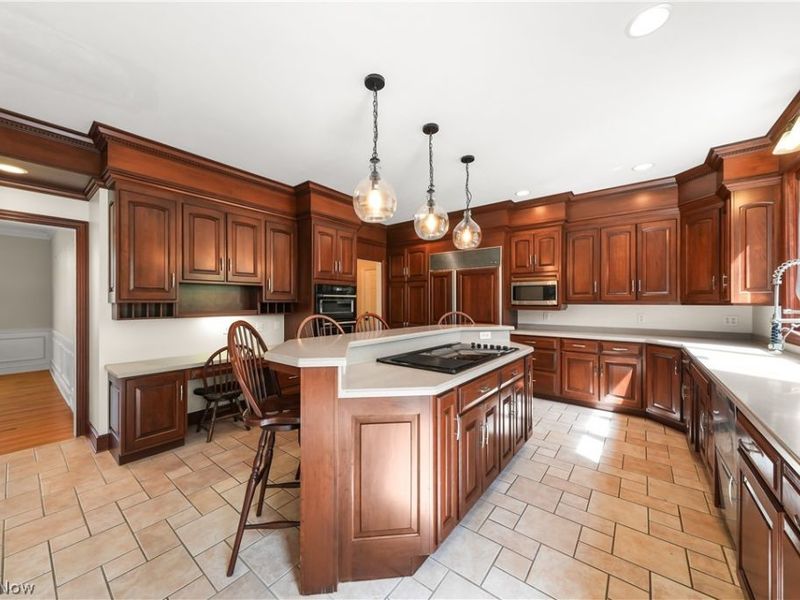 875 Cascades Drive, Aurora, OH 44202 Photo 9