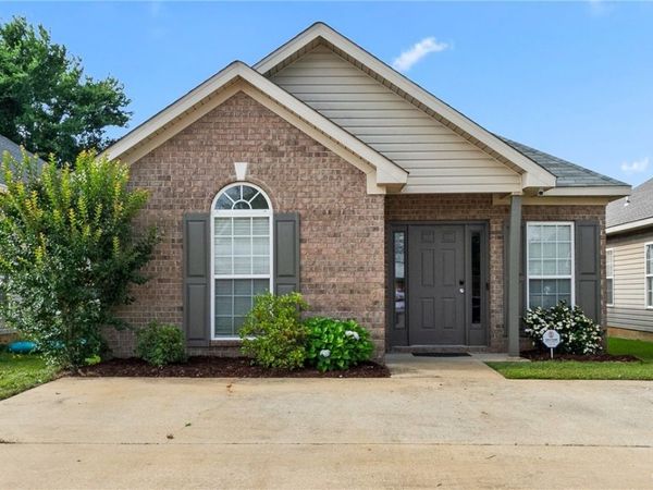 9839 Moonlight Dr, Tuscaloosa, AL 35405