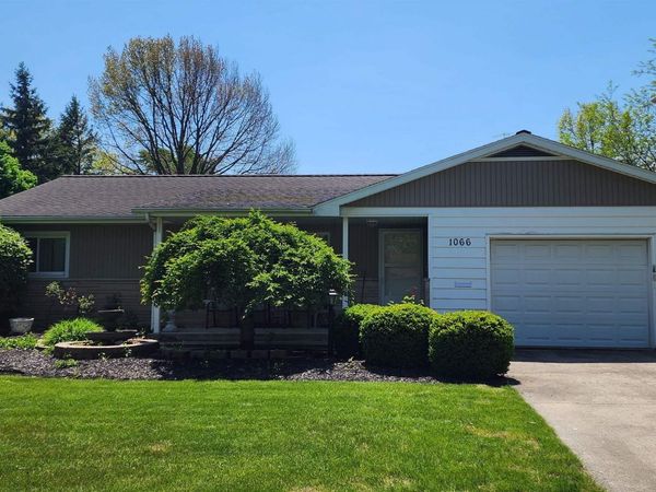 1066 W Water Street, Berne, IN 46711