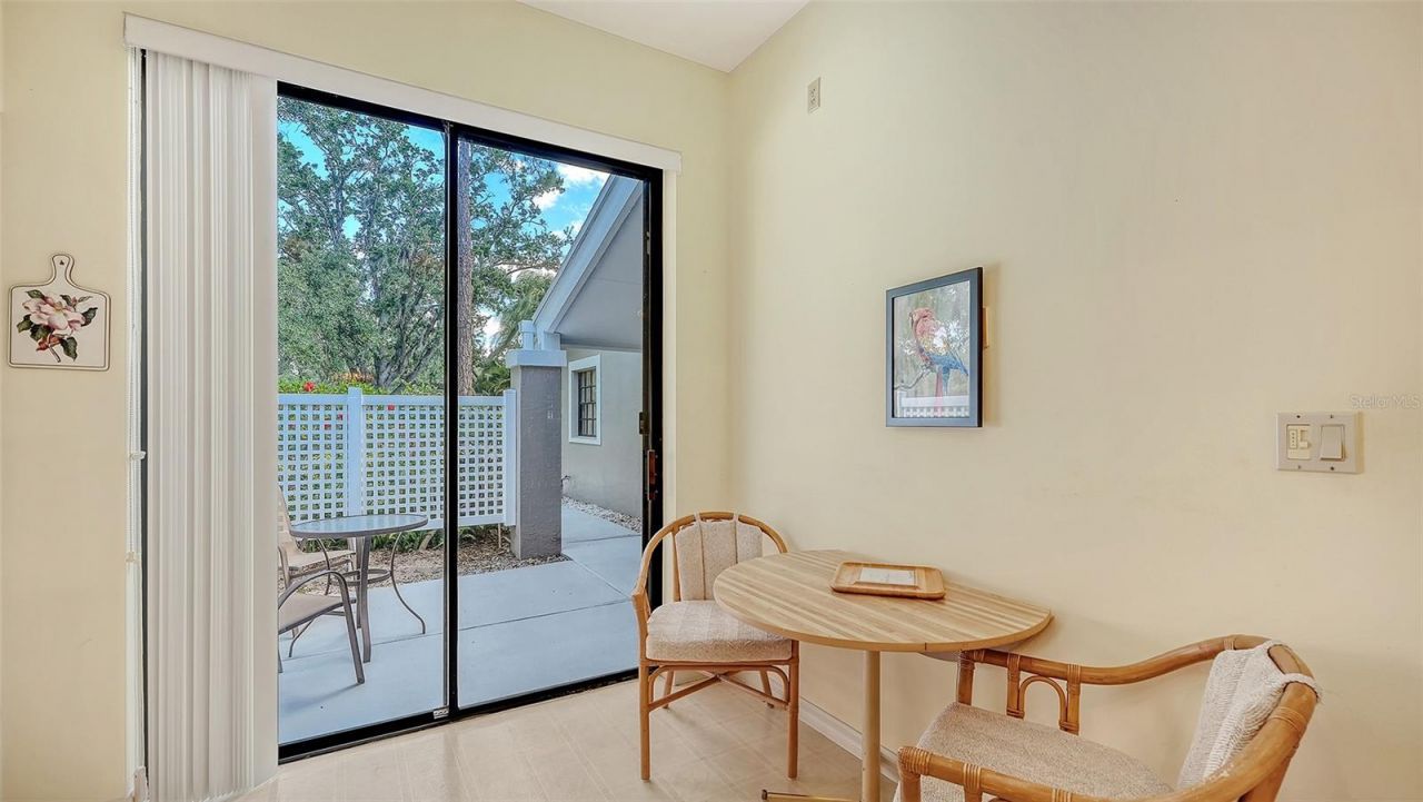 5456 Hampstead Heath, Unit 20, Sarasota, FL 34235 Photo