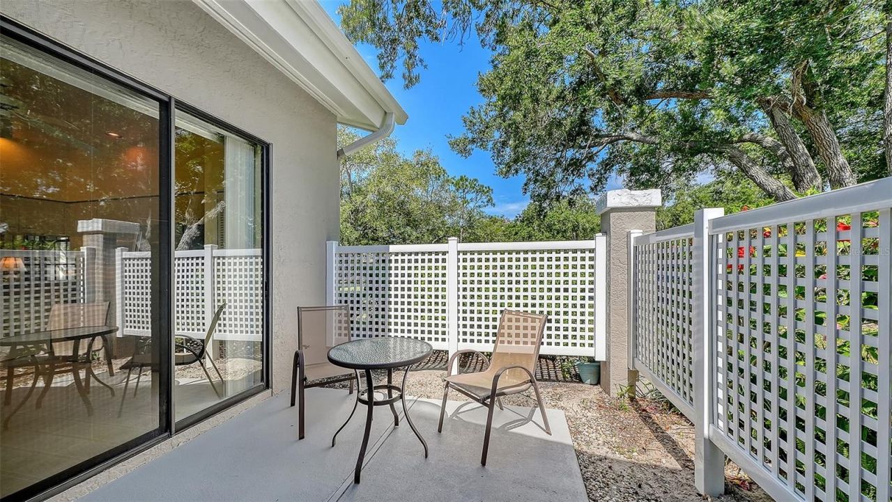5456 Hampstead Heath, Unit 20, Sarasota, FL 34235 Photo