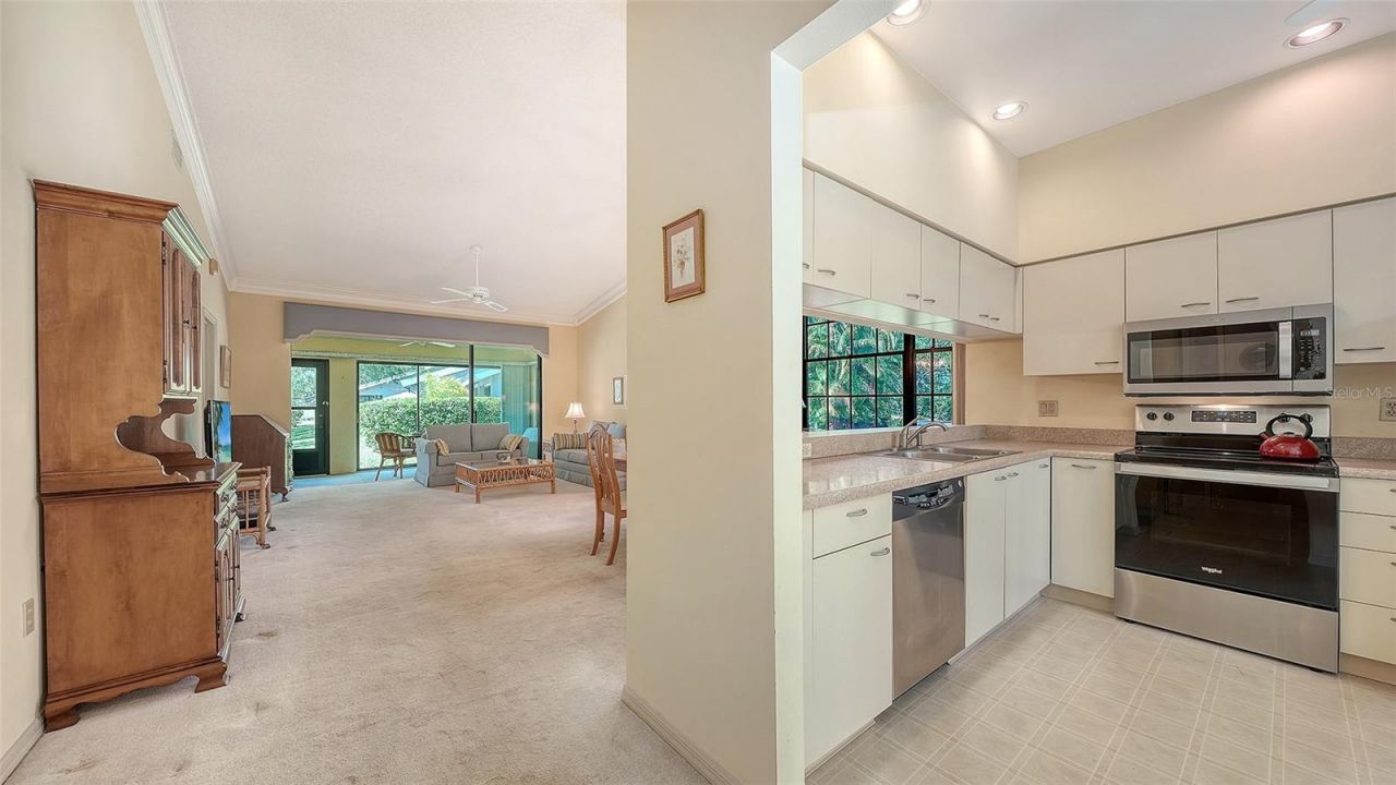 5456 Hampstead Heath, Unit 20, Sarasota, FL 34235 Photo