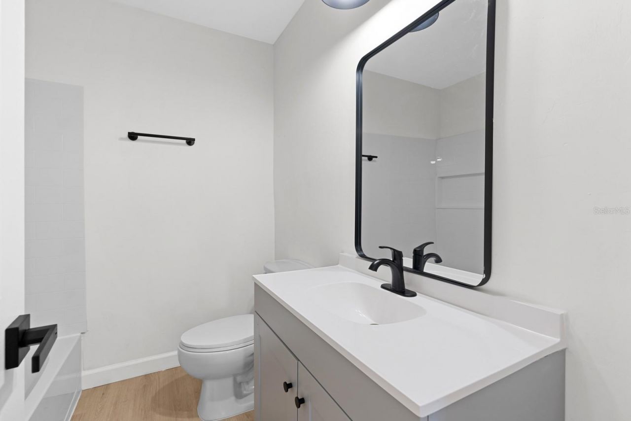 207 W Bougainvillea Avenue, Tampa, FL 33612 Photo