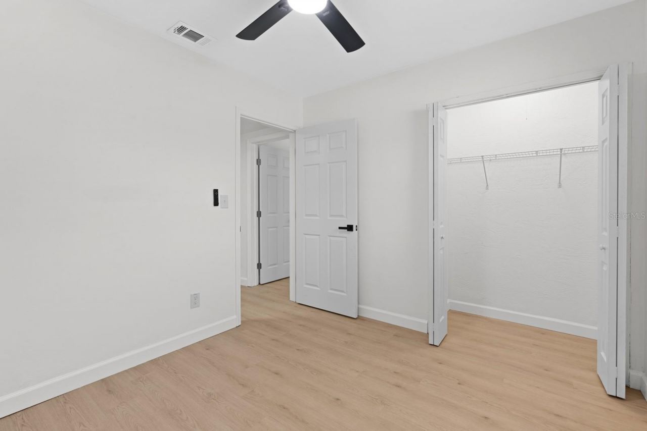 207 W Bougainvillea Avenue, Tampa, FL 33612 Photo