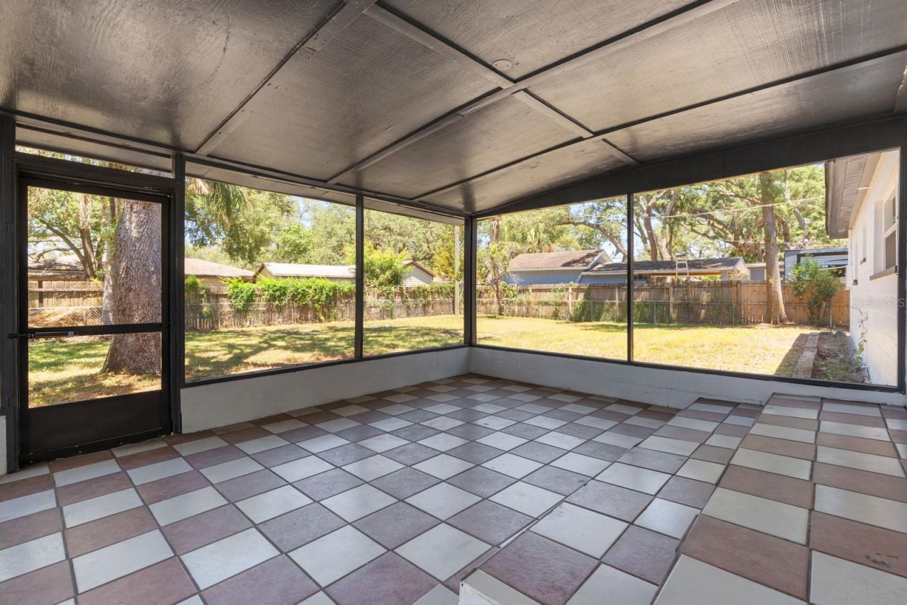207 W Bougainvillea Avenue, Tampa, FL 33612 Photo