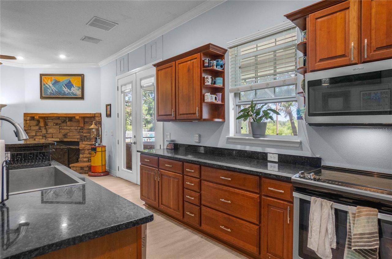 9709 E Baymeadows Drive , Inverness, FL 34450 Photo