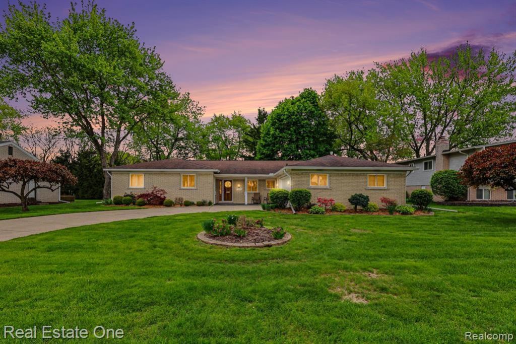 3888 Boulder Drive, Troy, MI 48084 Main Photo