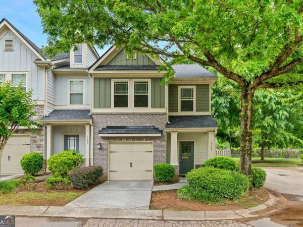 1100 N Village Drive, Decatur, GA 30032