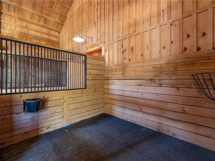 Property Image 93
