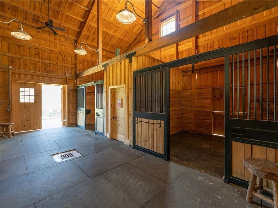 Property Image 95