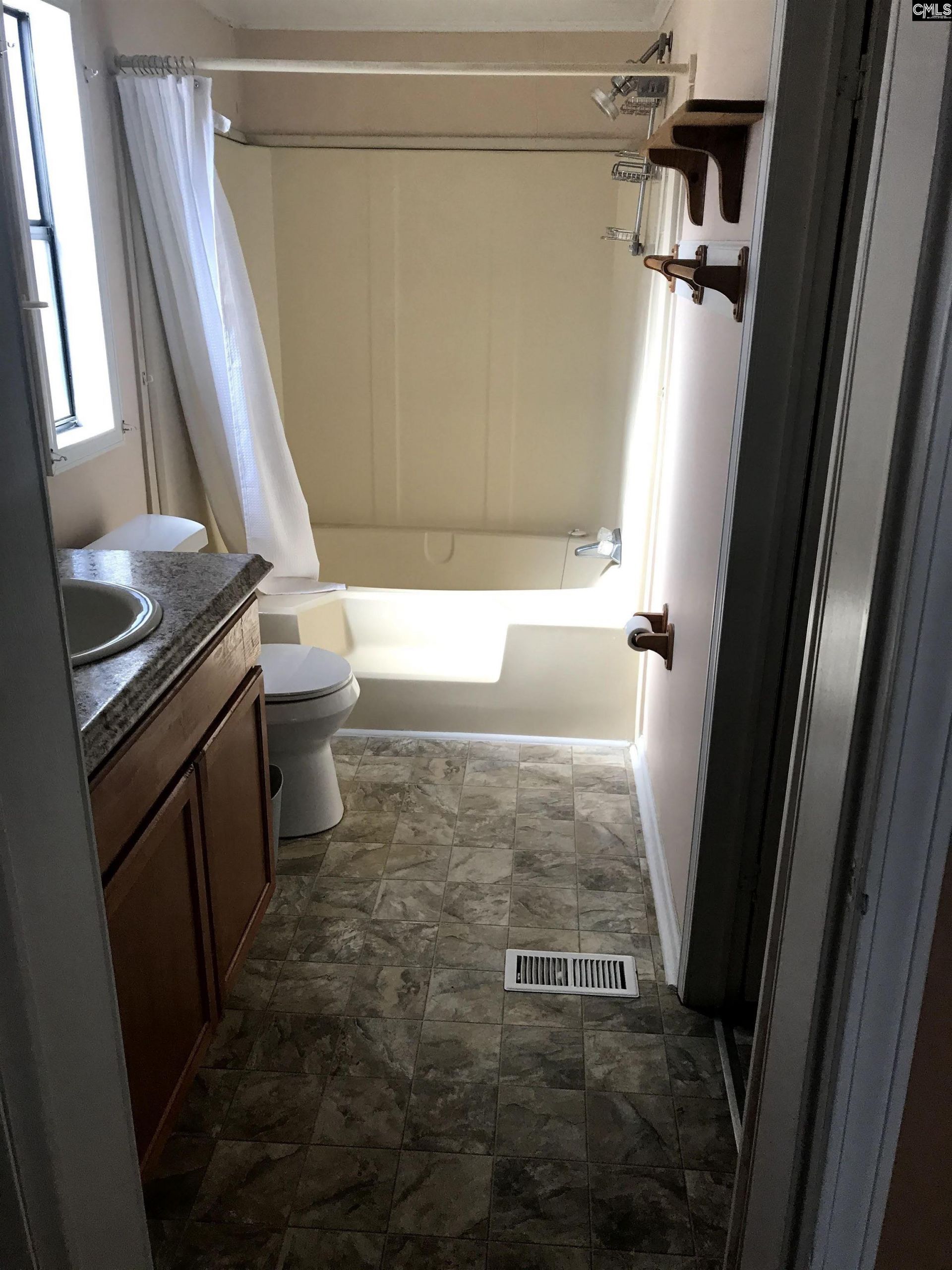 1094 Carrie Lynn Drive  Photo 15